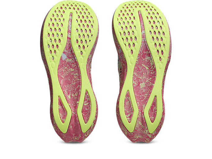 Asics Women`s NOOSA TRI 16 Running Shoes in Lucid Yellow/Bright Rose