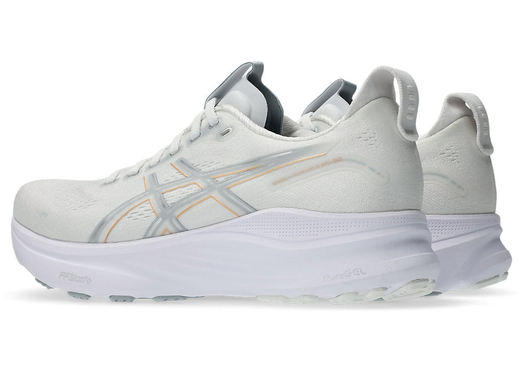 Asics Women's GEL-KAYANO 32 Running Shoes in White/Champagne