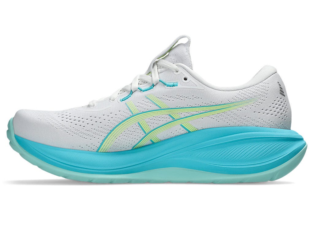 Asics Women's GEL-CUMULUS 28 Running Shoes in White/Energy Aqua