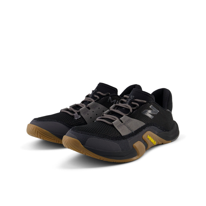 New Balance Men's Minimus TR v2 Training Shoes in Black