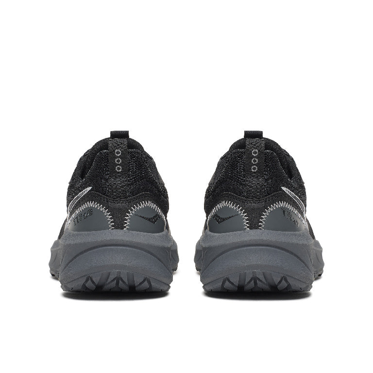 Saucony Men's Excursion TR18 Running Shoes in Black/Carbon (Wide)