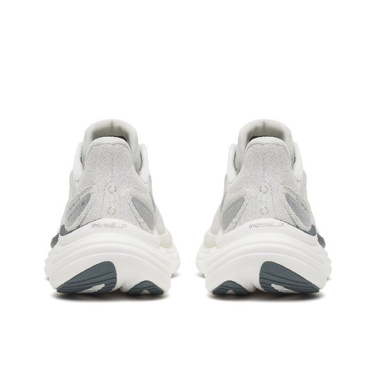 Saucony Men's Triumph 24 Running Shoes in Quartz/Anchor