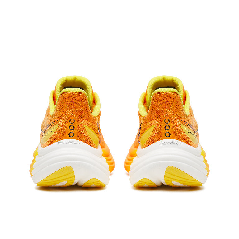 Saucony Men's Triumph 24 Running Shoes in Fuego