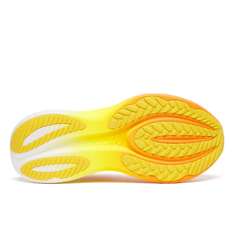 Saucony Men's Triumph 24 Running Shoes in Fuego