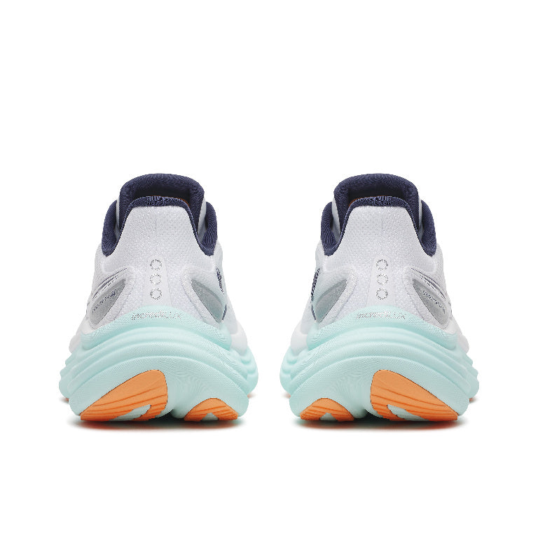 Saucony Women's Triumph 24 Running Shoes in White/Spa