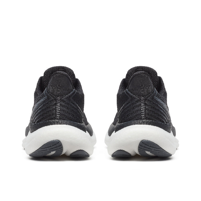 Saucony Women's TRiumph 23 Running Shoes in Black/White