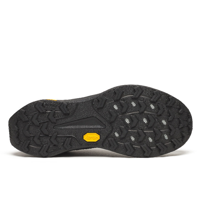 Saucony Men's Peregrine 16 Running Shoes in Carbon/Black
