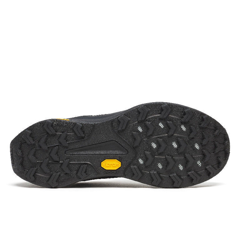 Saucony Men's Peregrine 16 Gtx Running Shoes in Triple Black