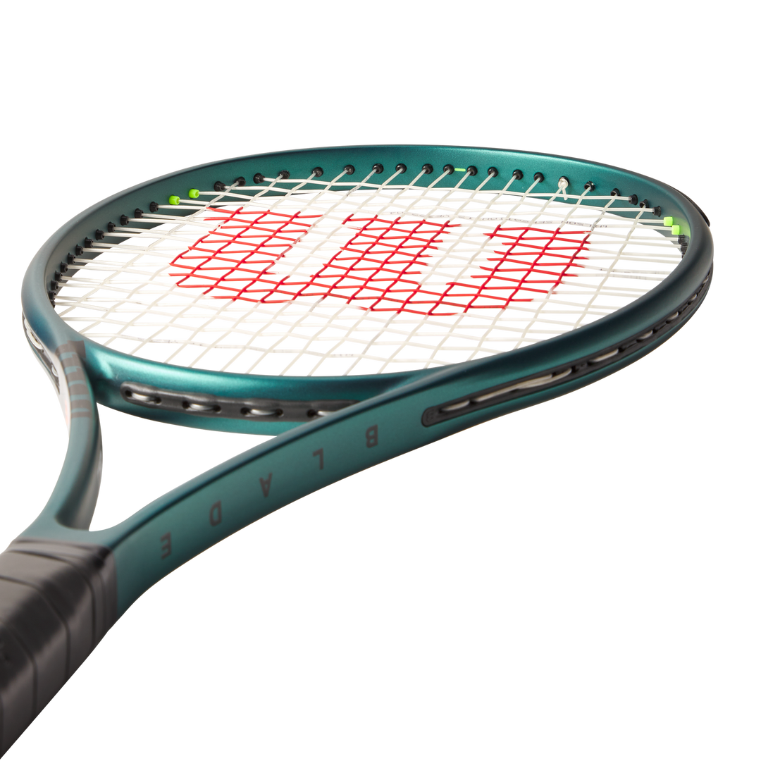 Wilson Blade 98 16X19 V9 Tennis Racquet