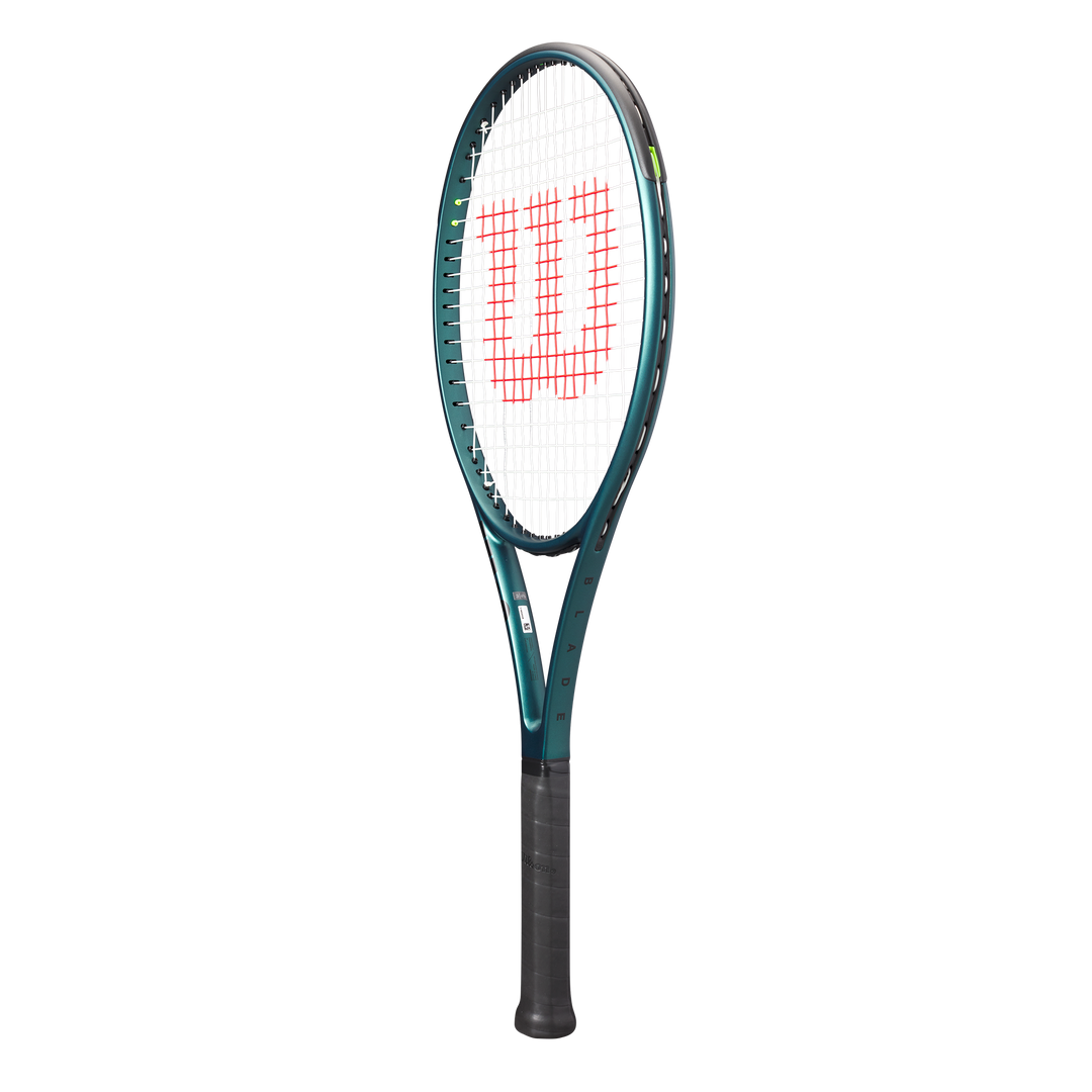 Wilson Blade 104 V9 Tennis Racquet