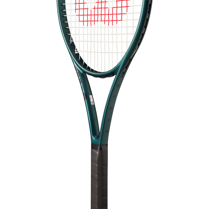 Wilson Blade 100L V9 Tennis Racquet
