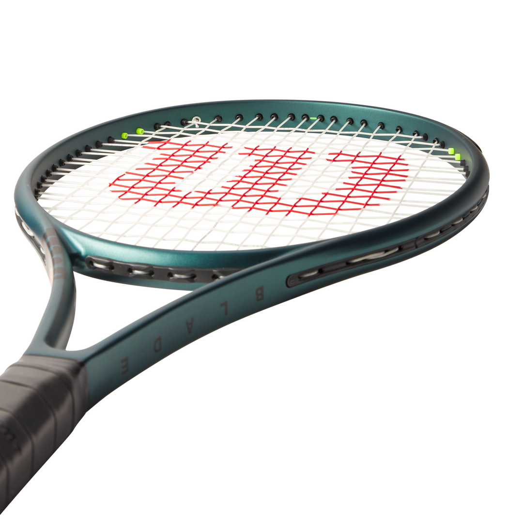 Wilson Blade 100UL V9 Tennis Racquet