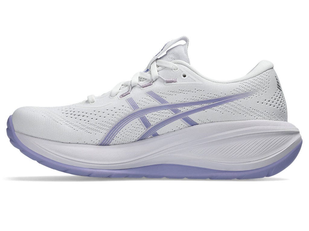 Asics Women's GEL-CUMULUS 28 Wide (D) Running Shoes in White/Bluebell