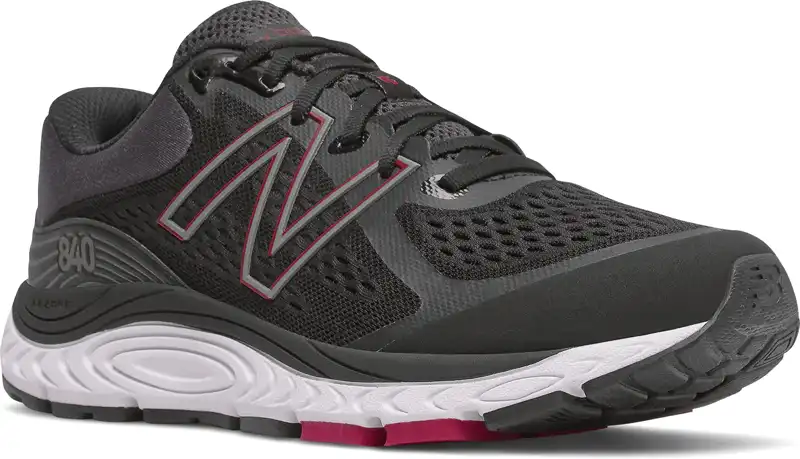 New Balance Men's 840v5 Shoes in Black