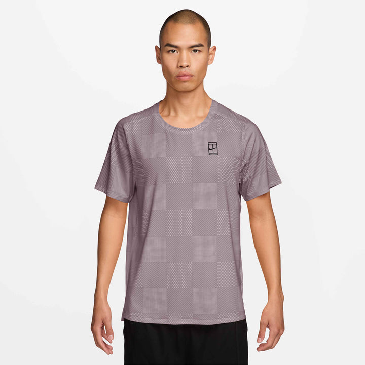 Nike Court Advantage Printed Tee in Lt Violet Ore/Black