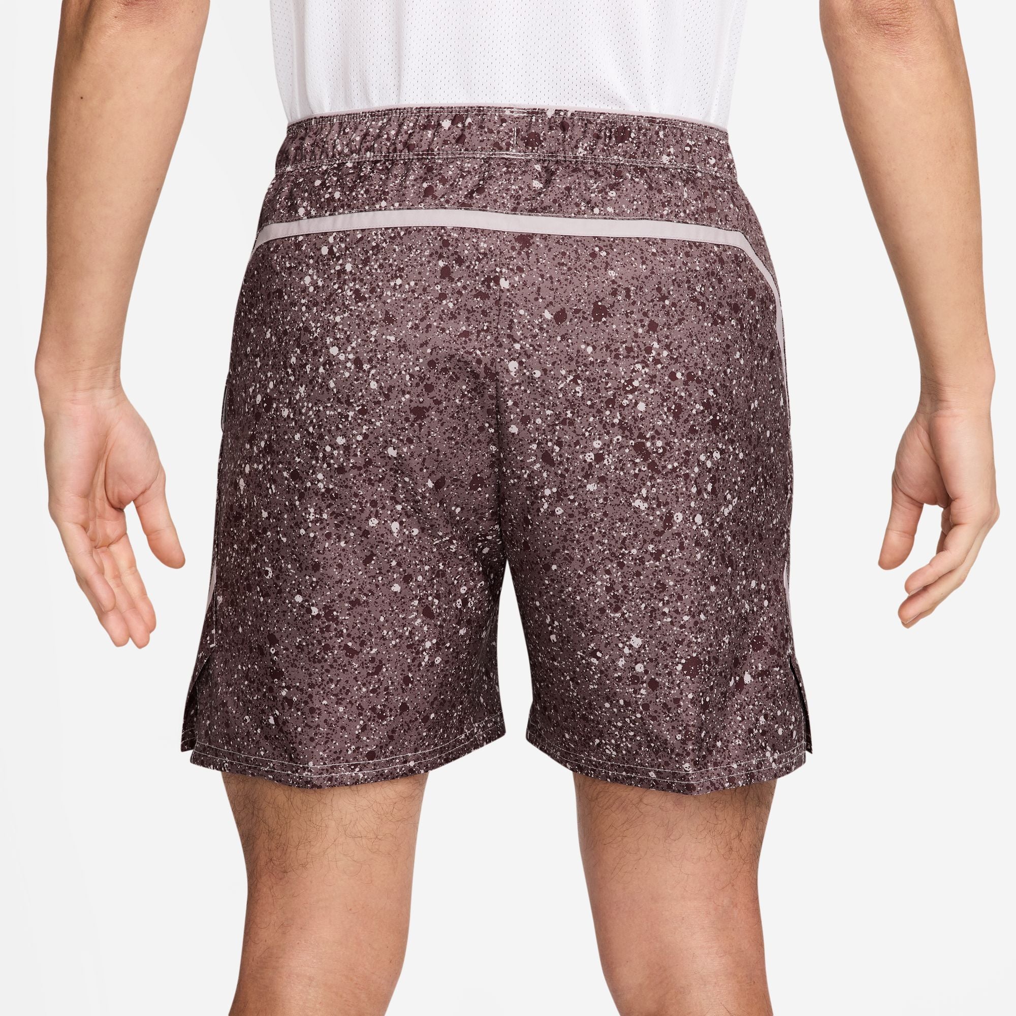 Nike Court Victory 7 Inch Printed Short in Tattoo/Platinum Violet/White