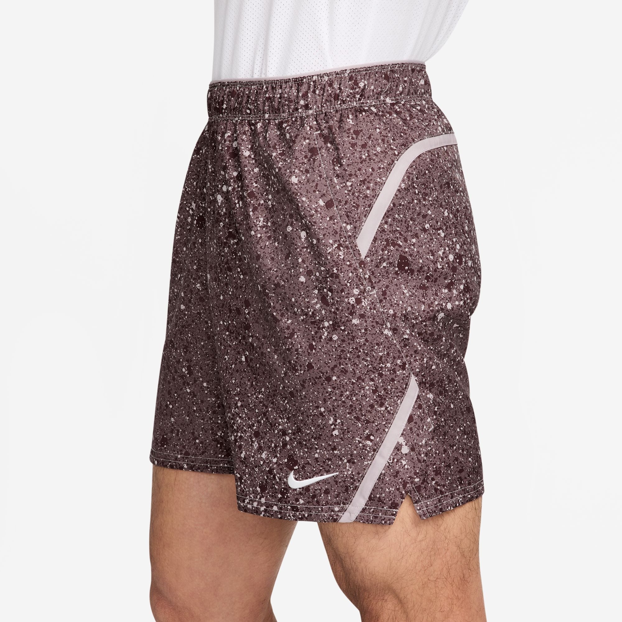 Nike Court Victory 7 Inch Printed Short in Tattoo/Platinum Violet/White