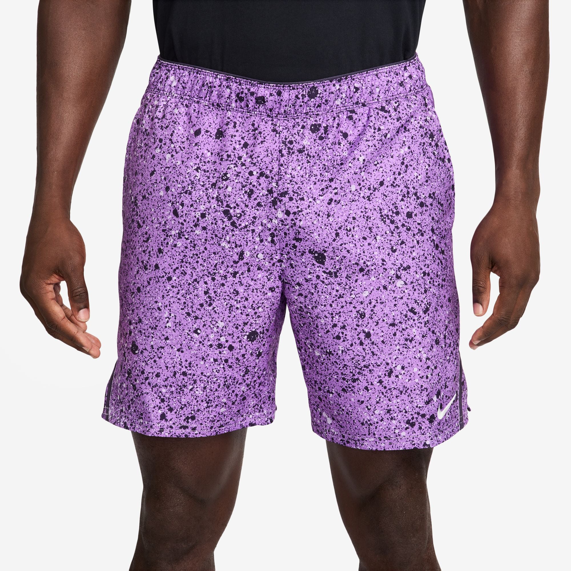 Nike Court Victory 7 Inch Printed Short in Bright Violet/Purple Dynasty/White