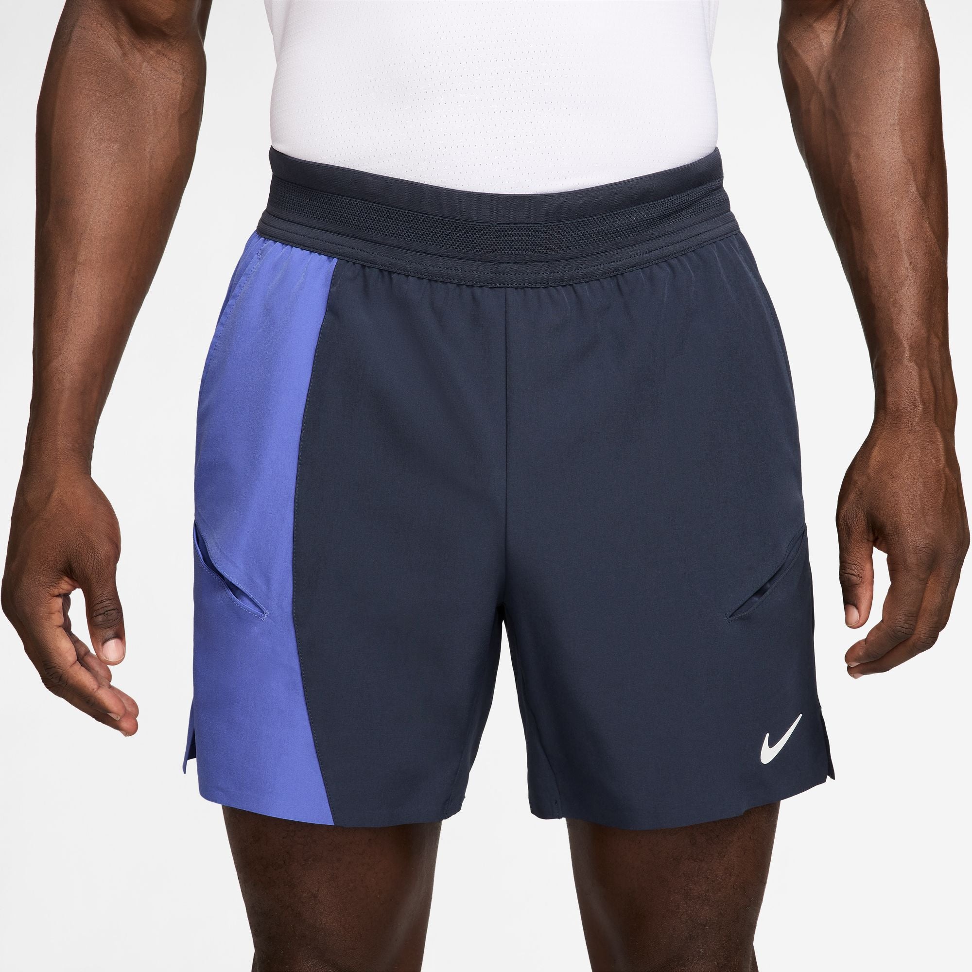 Nike Court Advantage Slam Short in Dark Obsidian/Sapphire/White