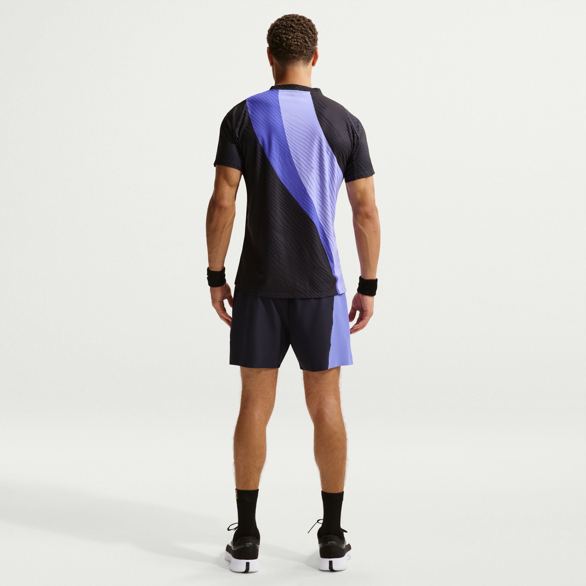 Nike Men's Court Advantage Dri-FIT Tennis Top in Sapphire/Dark Obsidian/White