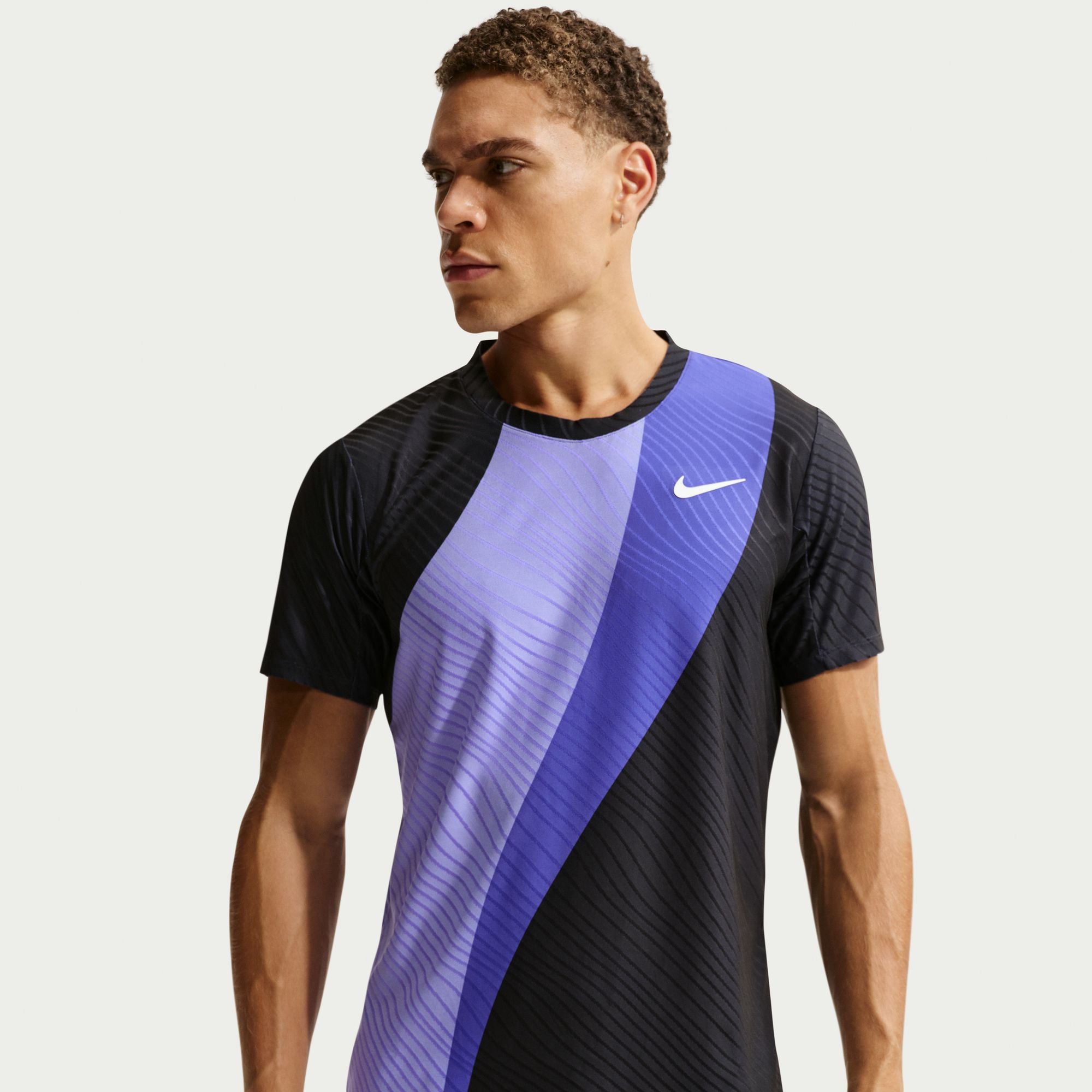 Nike Men's Court Advantage Dri-FIT Tennis Top in Sapphire/Dark Obsidian/White