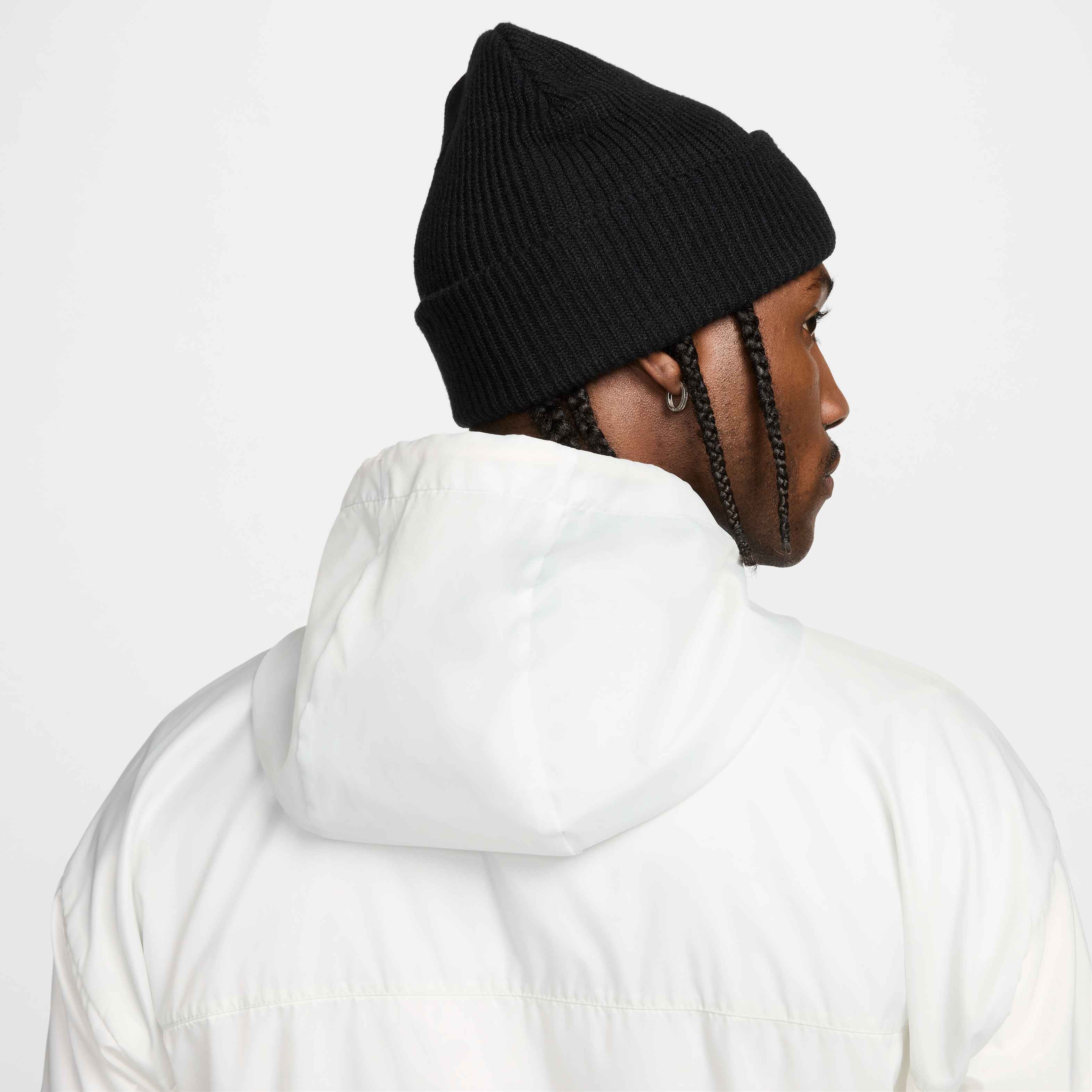Nike Peak Futura Beanie in Black