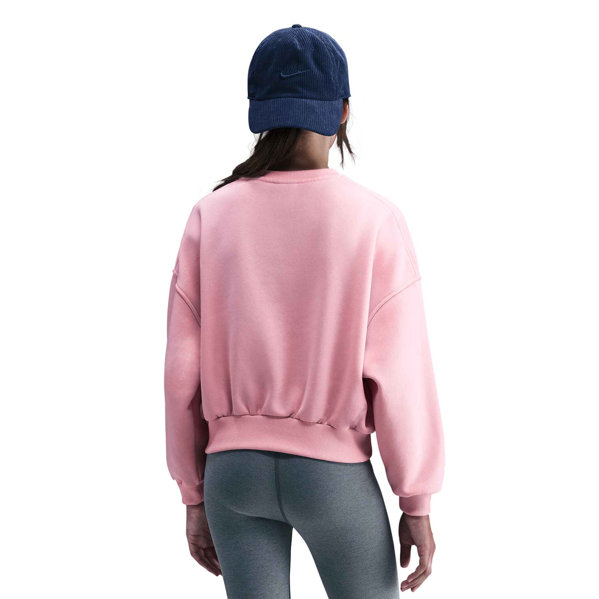 Nike Sportswear Club Fleece Girls' Boxy Crew-Neck Sweatshirt in Med Soft Pink/Med Soft Pink/White