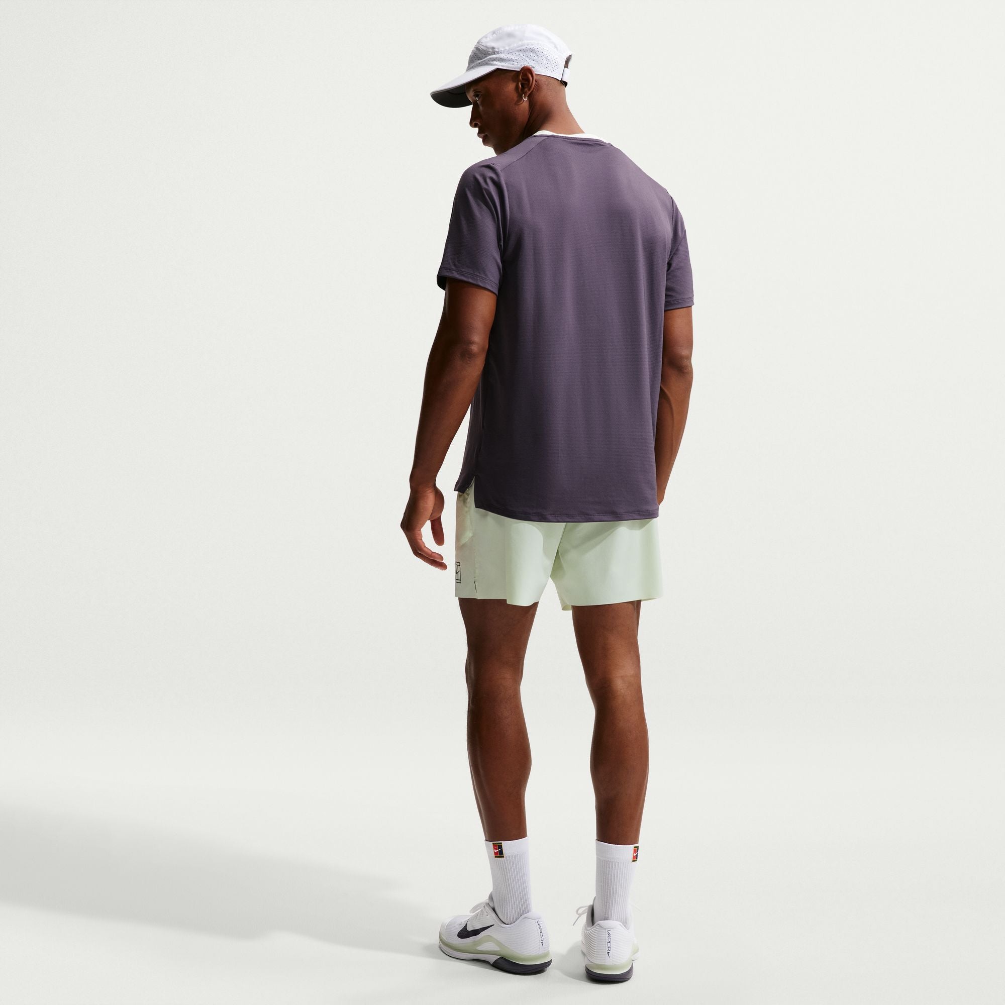 Nike Men's Court Advantage Dri-FIT 6" Tennis Shorts in Volt Tint/Black