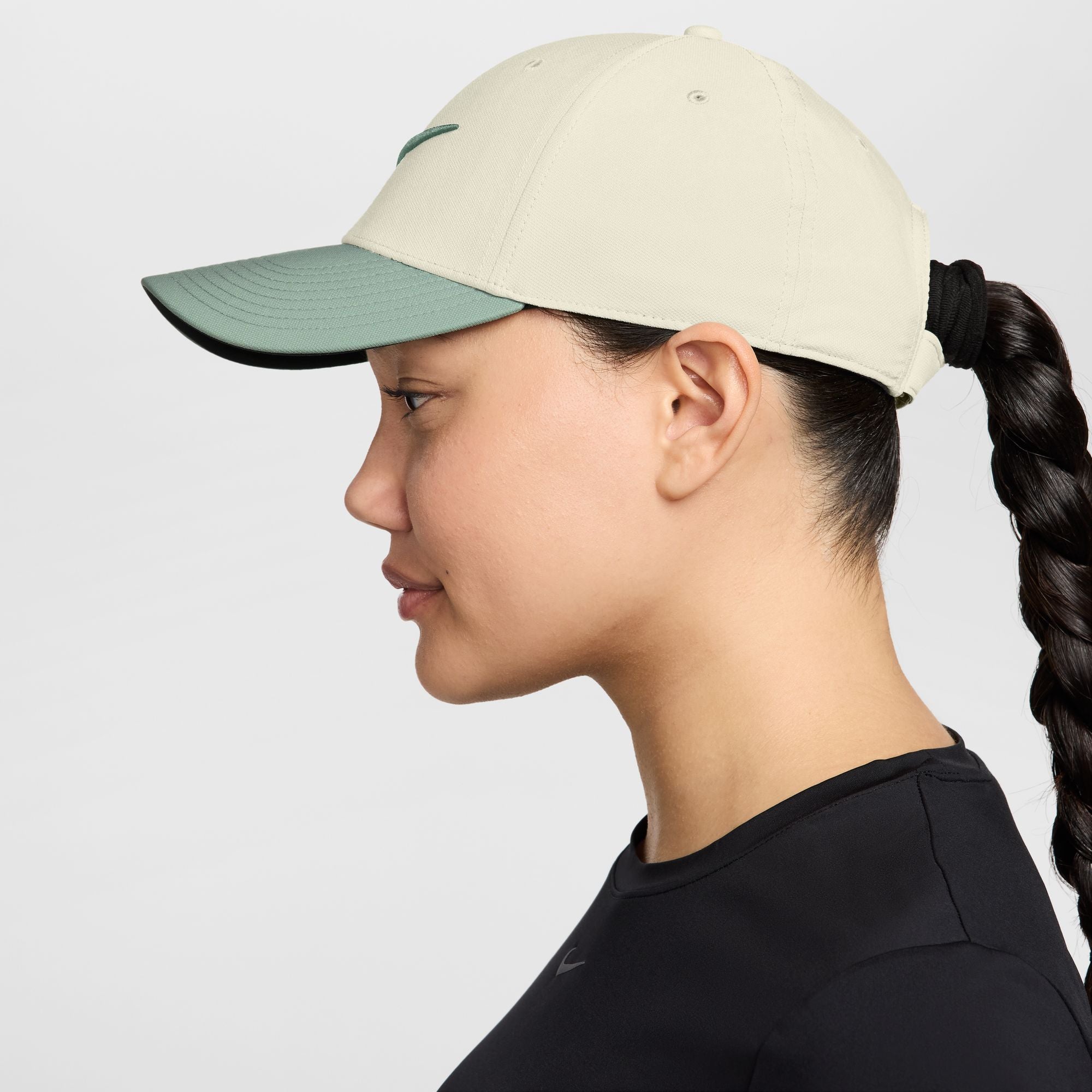 Nike Dri-FIT Club Structured Swoosh Cap in Sail/Steam/Steam