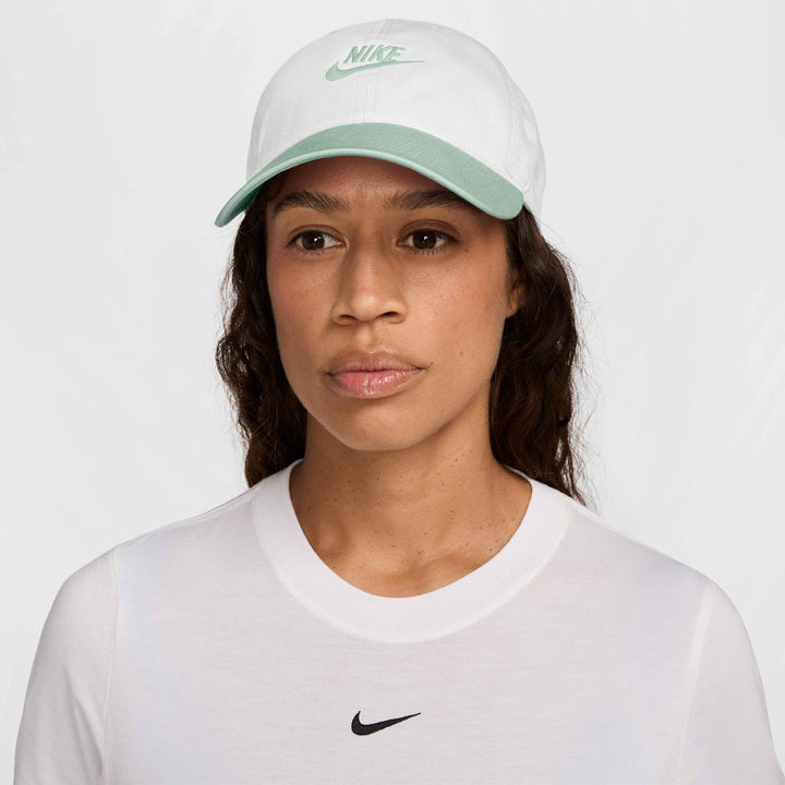 Nike Club Unstructured Futura Wash Cap in White/Steam/Steam