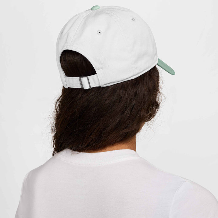 Nike Club Unstructured Futura Wash Cap in White/Steam/Steam