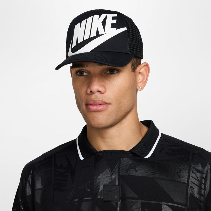 Nike Unisex Rise Structured Trucker Cap in Black/Black/Black/White