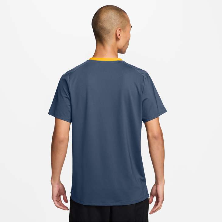 Nike Men's Court Advantage Dri-FIT Tennis Top in NEW SLATE/LASER ORANGE/WHITE