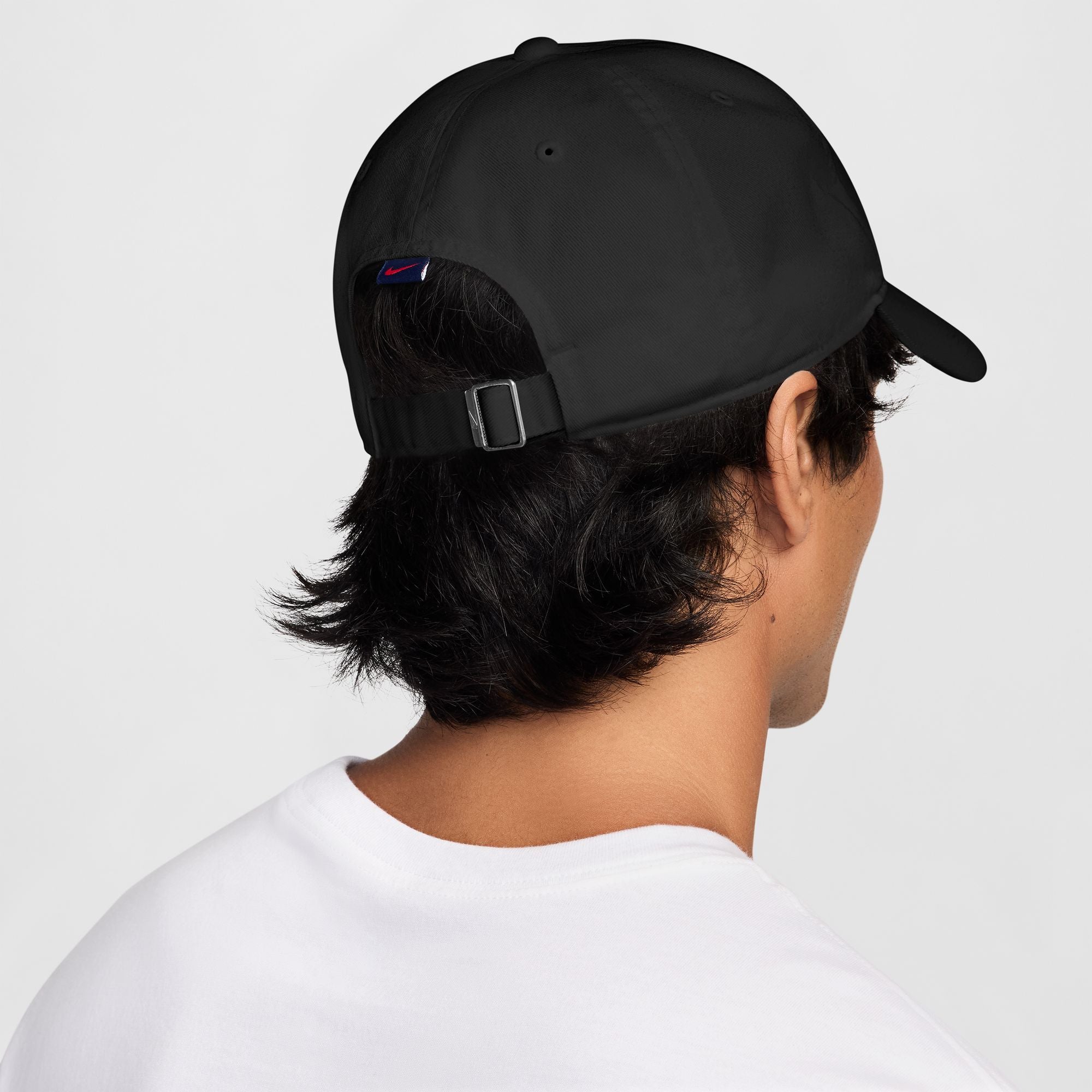 Nike Club Club Cap in Black