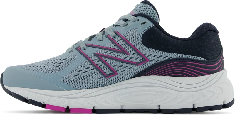 New Balance Women&