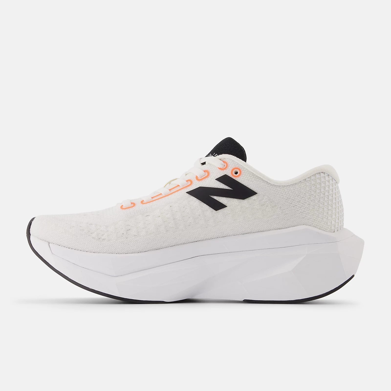 New Balance Women's FuelCell SuperComp Trainer v3 in Sea Salt