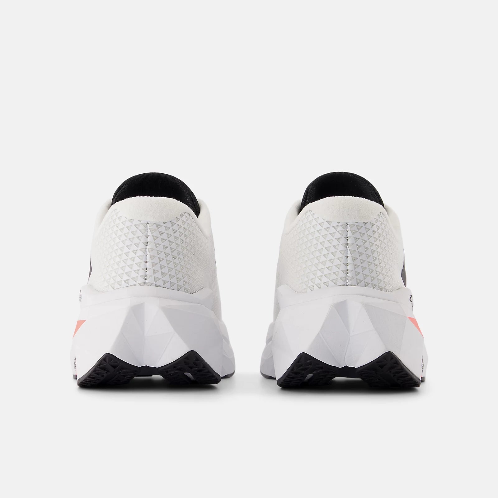 New Balance Women's FuelCell SuperComp Trainer v3 in Sea Salt