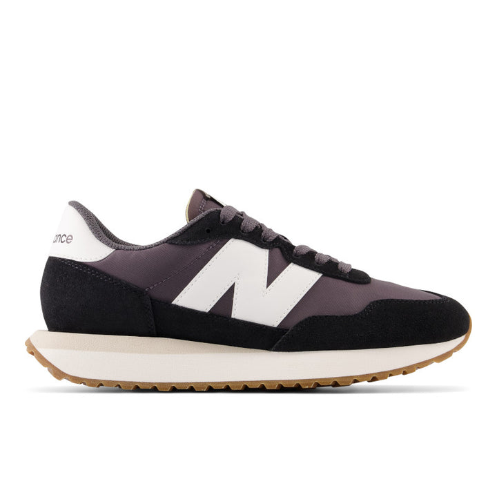 New Balance Women&