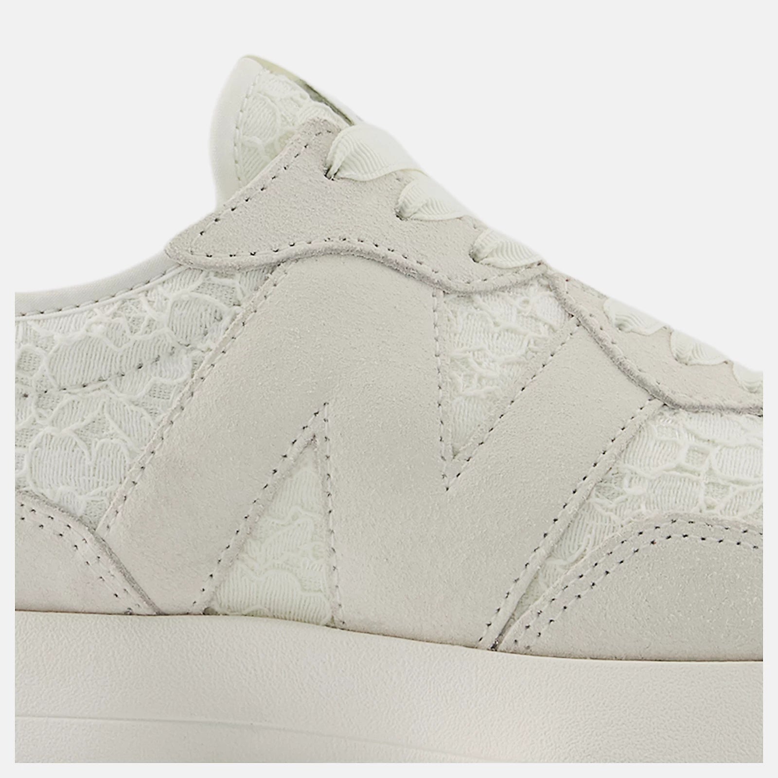 New Balance Women's 327 in Sea Salt